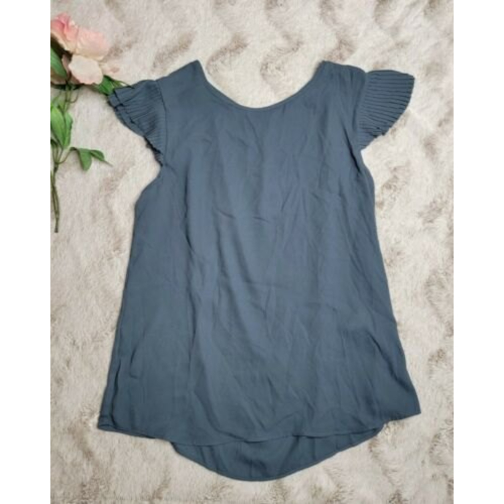 ✨️CL Banana Republic Powder Blue Ruffle Cap Sleeve Crew Neck Blouse Size M‎